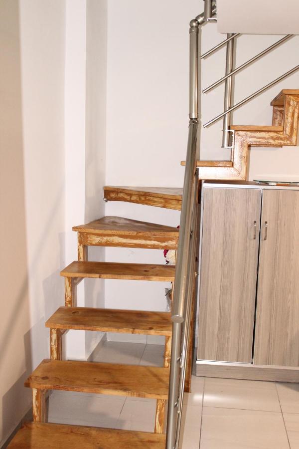 Bebi Hotel And Apartments Sarandë エクステリア 写真