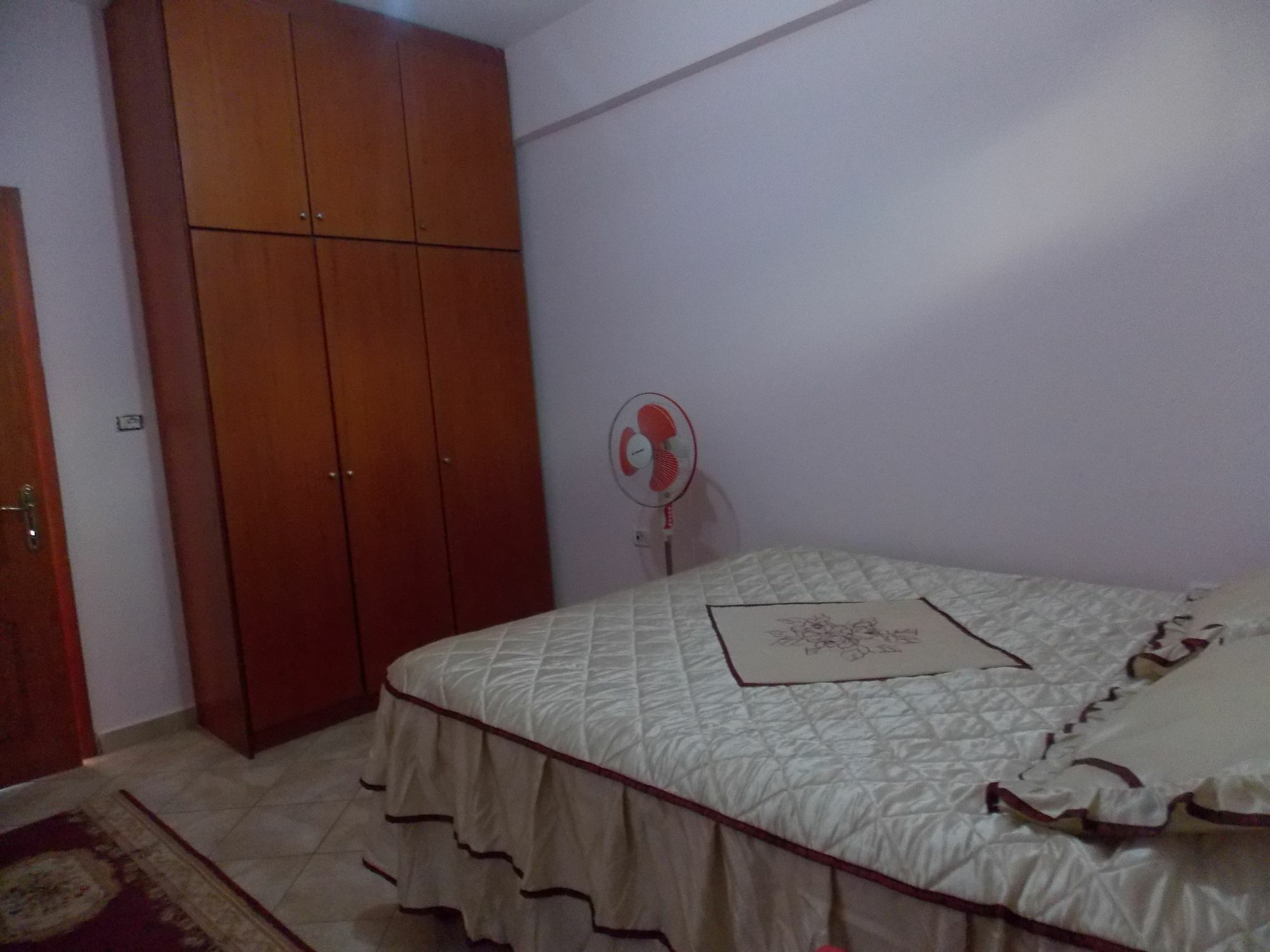 Bebi Hotel And Apartments Sarandë エクステリア 写真